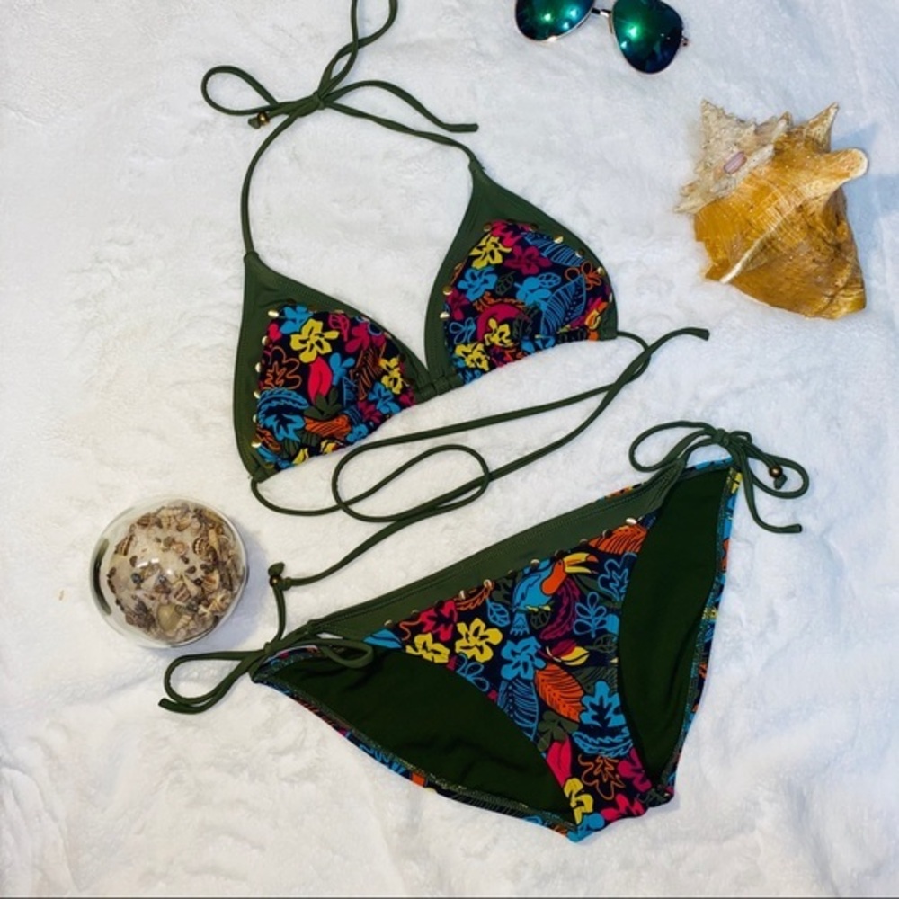 Hawaiian floral swimming suit